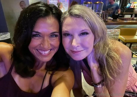 fans asiatiques maigres uniquement exclusivité de haute qualité collection