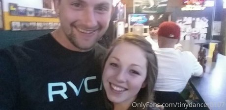 tinydancer0107 modèle chaud galerie