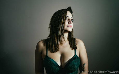 effiesworld étoile de l'art galerie