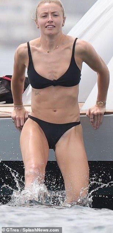 Leah Williamson modèle joli photos