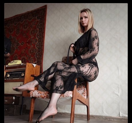 mamie milf onlyfans belle définition des photos