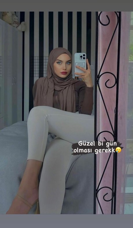 sariikubraa étoile exclusive galeries