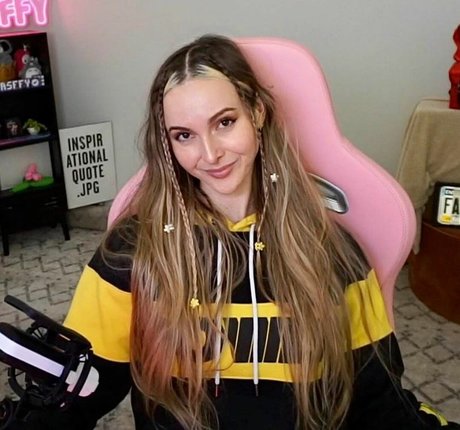 Fasffy nus star du porno photos