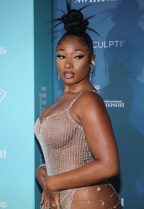 Megan Thee Stallion mannequin galeries