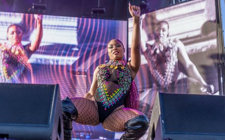 pom-pom girl nue onlyfans meilleur gratuit collection