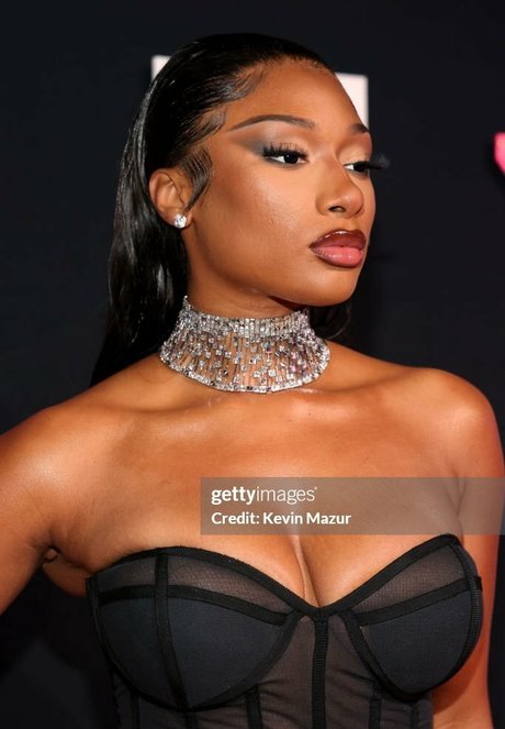 Megan Thee Stallion modèle magnifique images