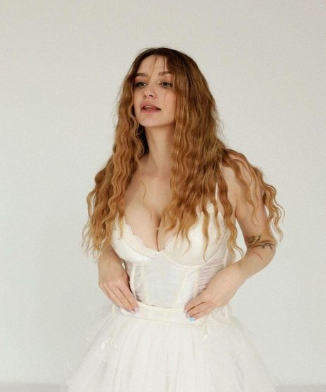 lyasheva nus de stars du porno images