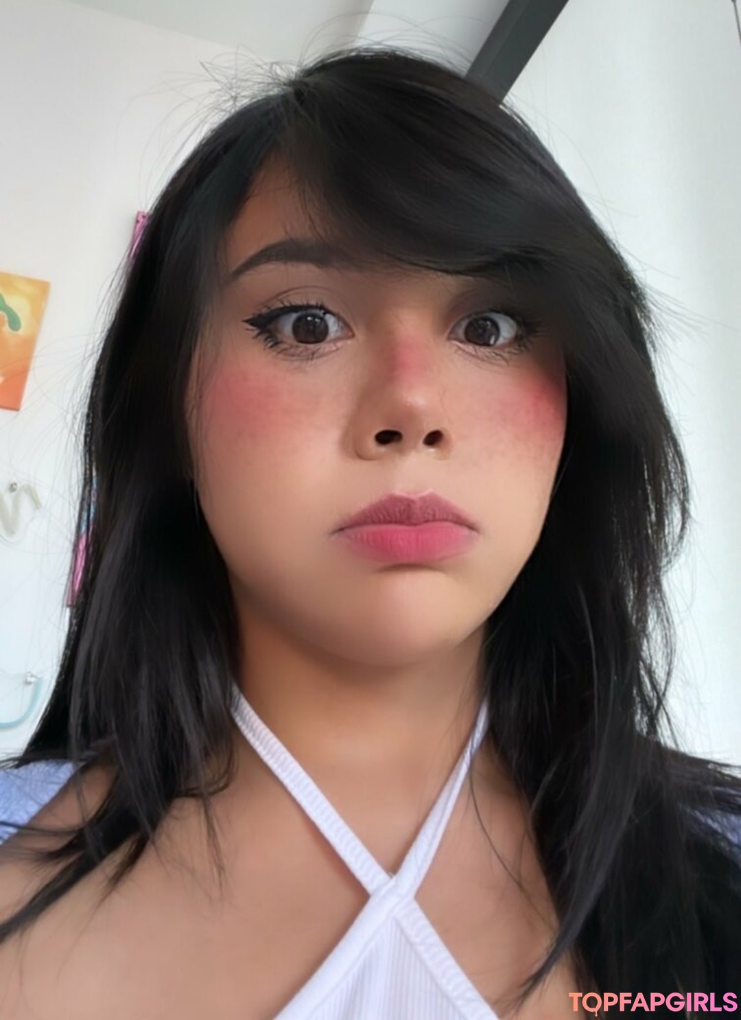 Neekolul star pornographique des photos