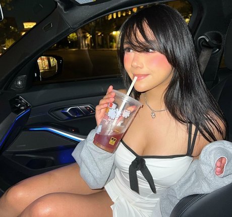 jolie ébène onlyfans nus gratuits collection