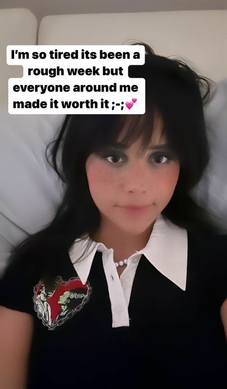 petite ébène onlyfans chaud sympa des photos