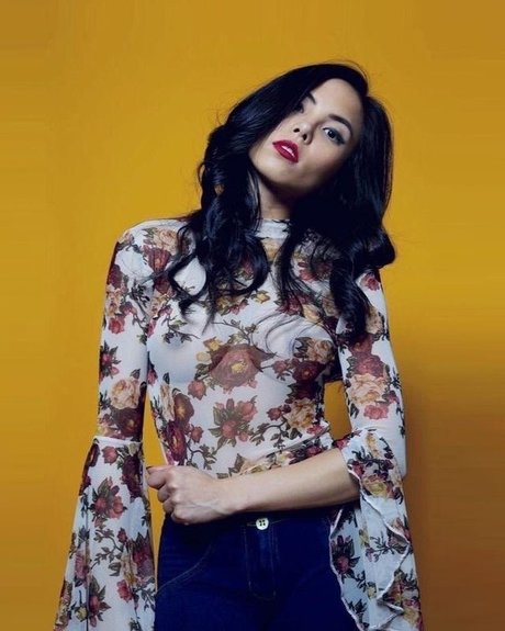 Anna Akana actrice de sexe archive