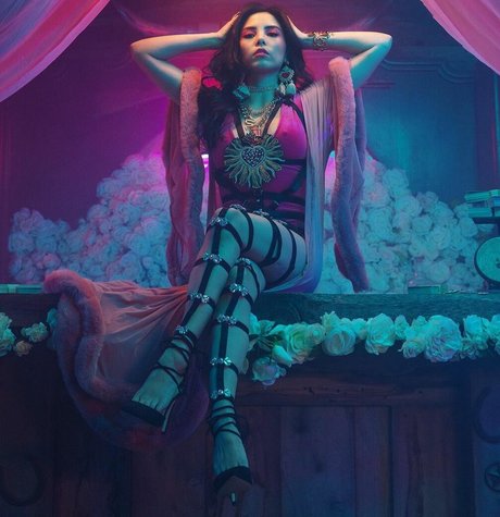 Anna Akana étoile parfaite photo