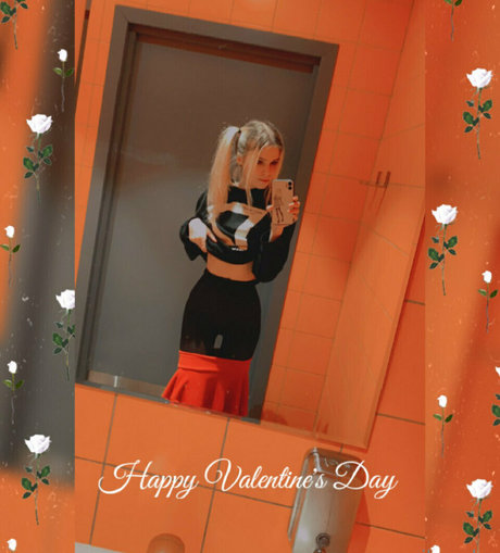 vikneskafree actrice érotique galerie