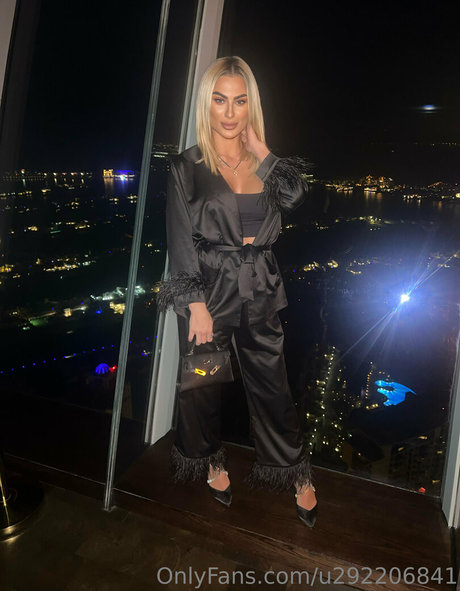 Oliviacatvip star du porno sexy des photos