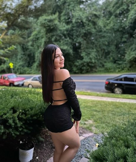 Gabriela Rivas modèle nu img