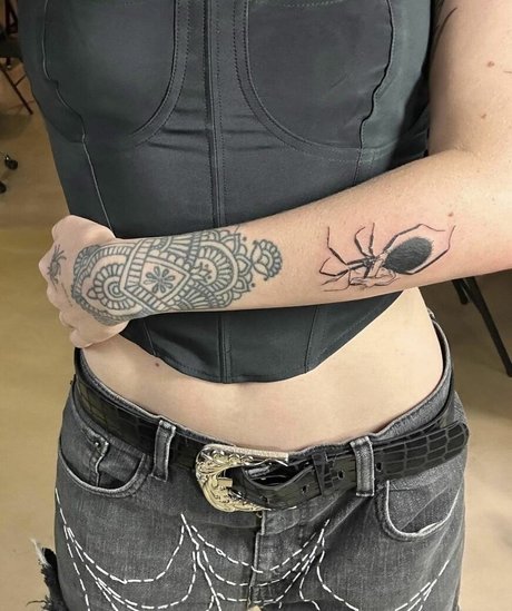 pawg ébène uniquementfans haut nu images