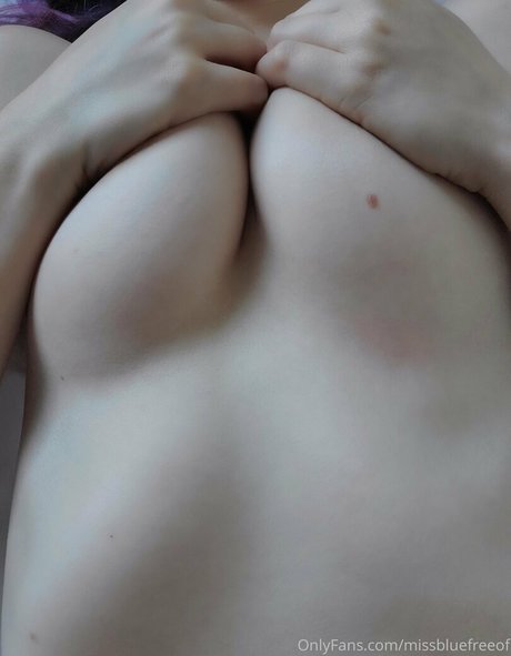 missbluefreeof star du porno en haute qualité archive