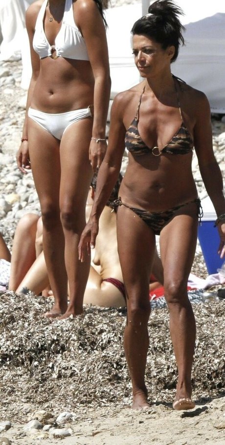 gros seins branlette espagnole onlyfans haut sexy photo