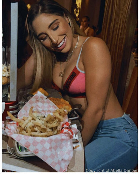 abelladanger star du porno gratuite photo