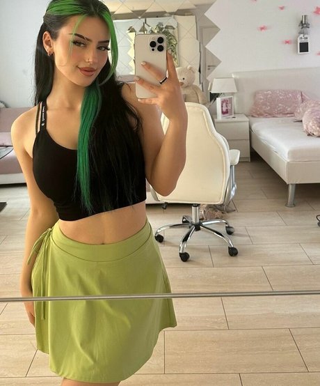 Dilaraa art de star du porno img