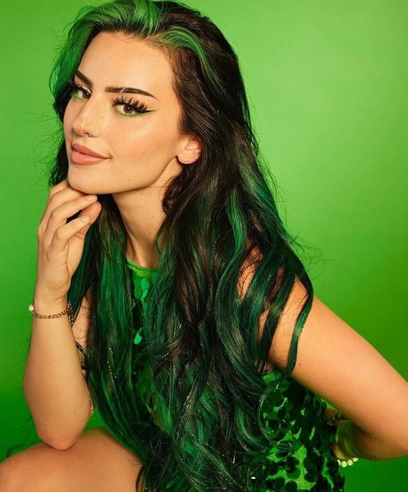 Dilaraa mannequin photos