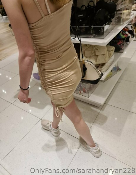 sarahandryan228 xxx étoile des photos