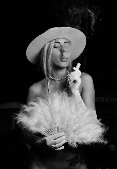 laurakozlovvfree modèle xxx archive