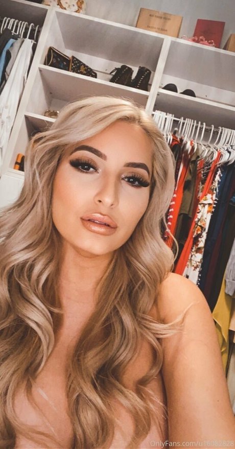 visage blond uniquementfans nus pornographiques img