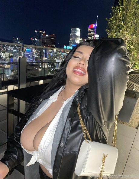 babytokyo star du porno chaud des photos