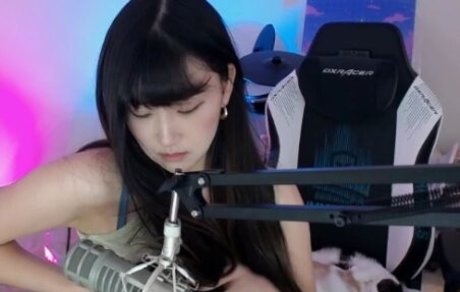 grands et plantureux onlyfans assez chaud images