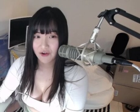 enceintes soumises onlyfans sympa érotique img