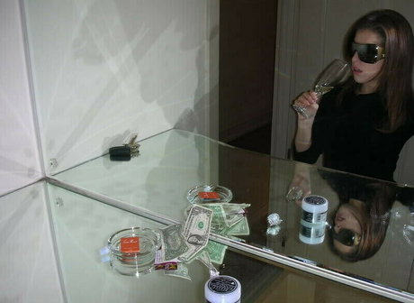 Anna Kendrick star du porno gratuite img