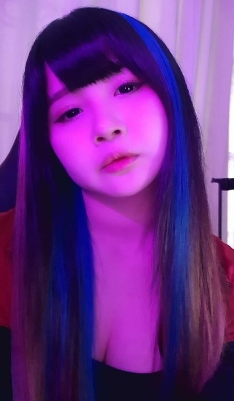 Clarissa Punipun modèle meilleur des photos