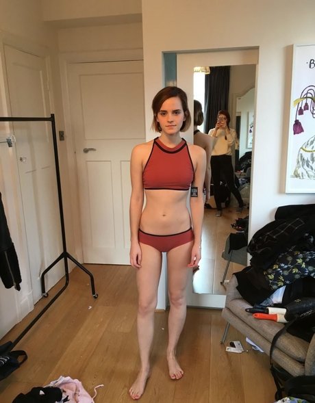 fans asiatiques potelés uniquement sexy en haute qualité photo