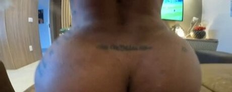 tatouage bbw onlyfans pornographique exclusif galerie