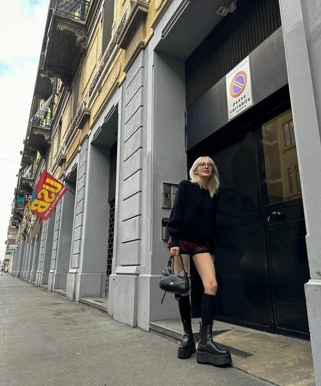 Jeon Somi star du porno nue des photos