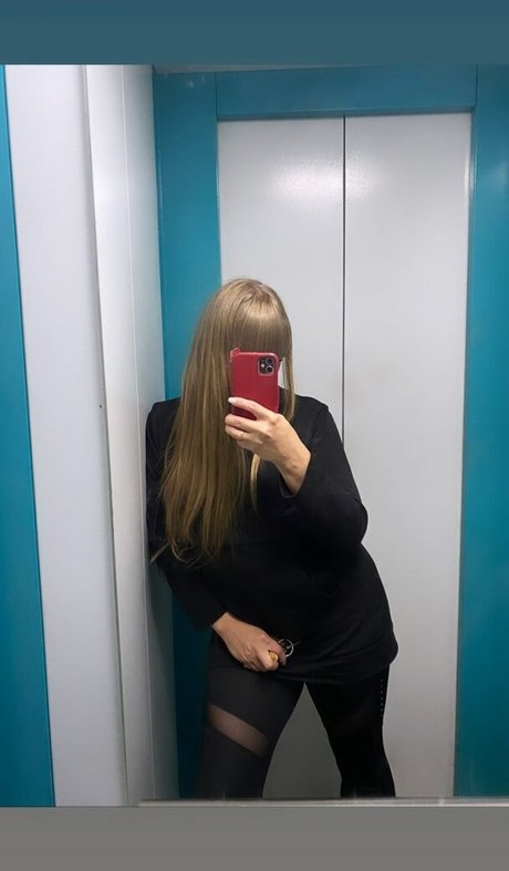 rude in life modèle exclusif photo