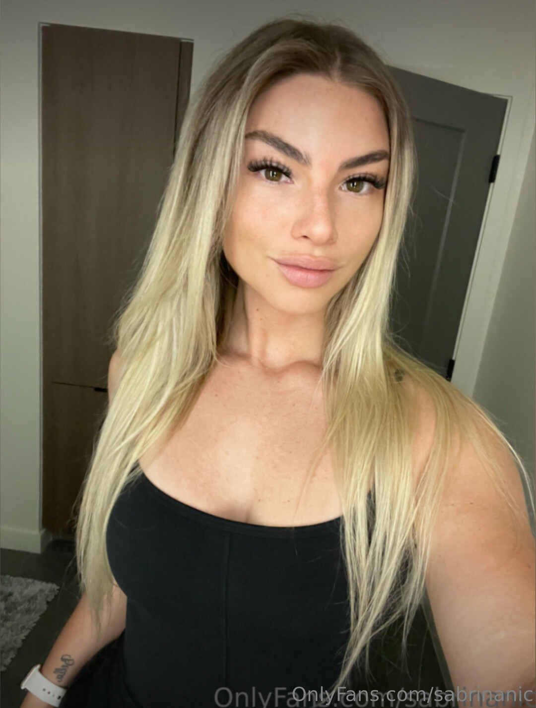 Sabrinanic sexe star du porno des photos