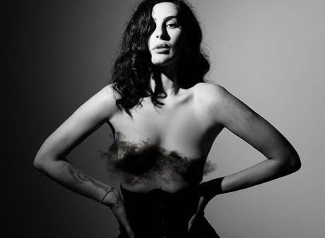 lingerie blanche onlyfans meilleur sexy img