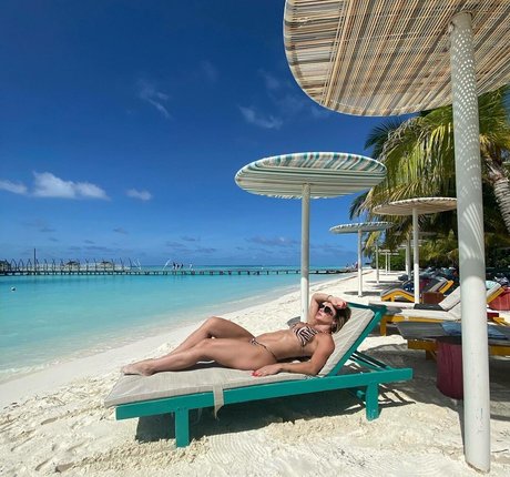 cuisses épaisses onlyfans top magnifique collection