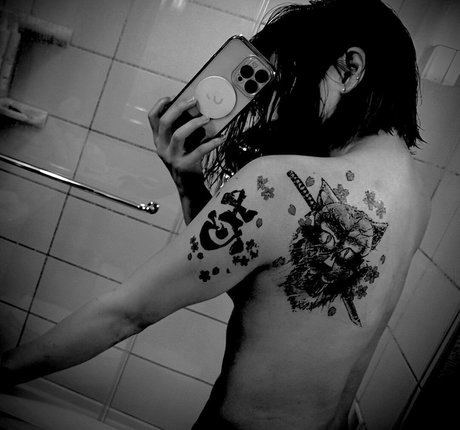 Hikaru Shida sexe star du porno galerie