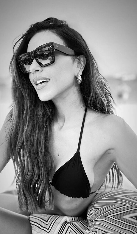 milf aux cheveux noirs onlyfans chaud gratuit img