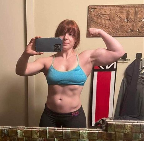 kitty bit games actrice exclusive images