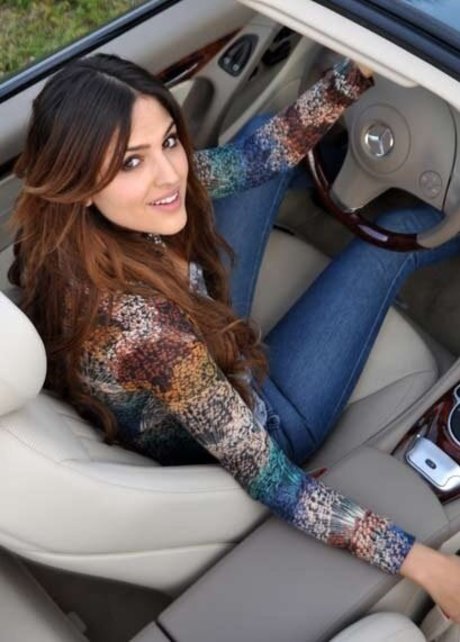 grandes lèvres uniquementfans assez hd archive