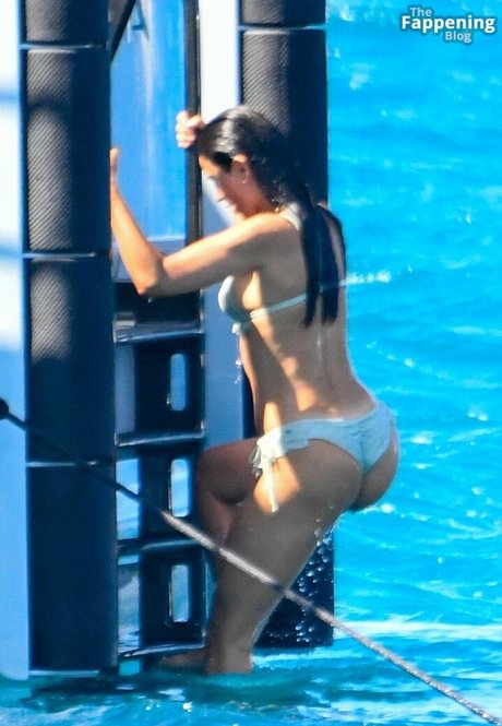 fans de célébrités uniquement nus parfaits photo