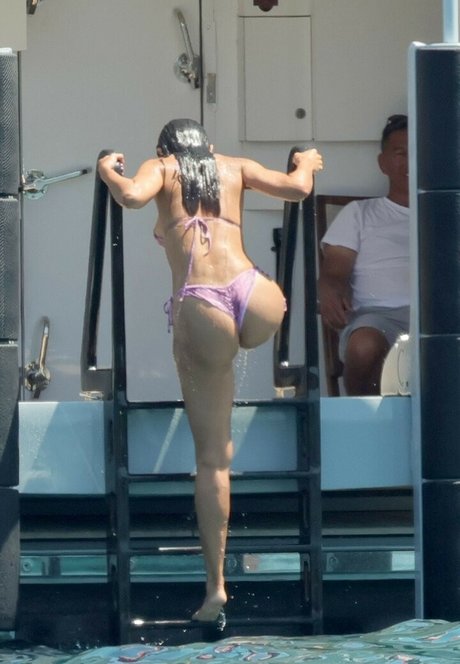 visage blond uniquementfans gratuit belle img