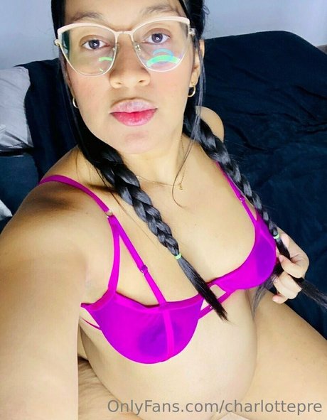 jolie ébène onlyfans gratuit meilleur img