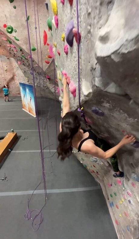 petite ébène onlyfans xxx de haute qualité image