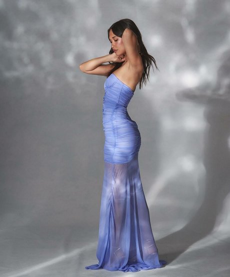 fille courbée dà côté onlyfans pornographique nu galerie