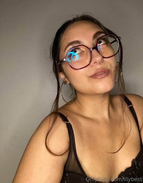 lilybest actrice xxx photo